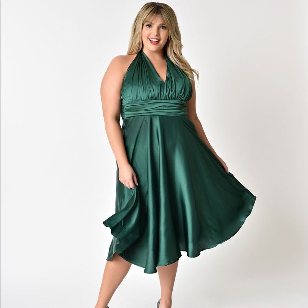 Emerald Green Halter Dress Marilyn NWT 2X